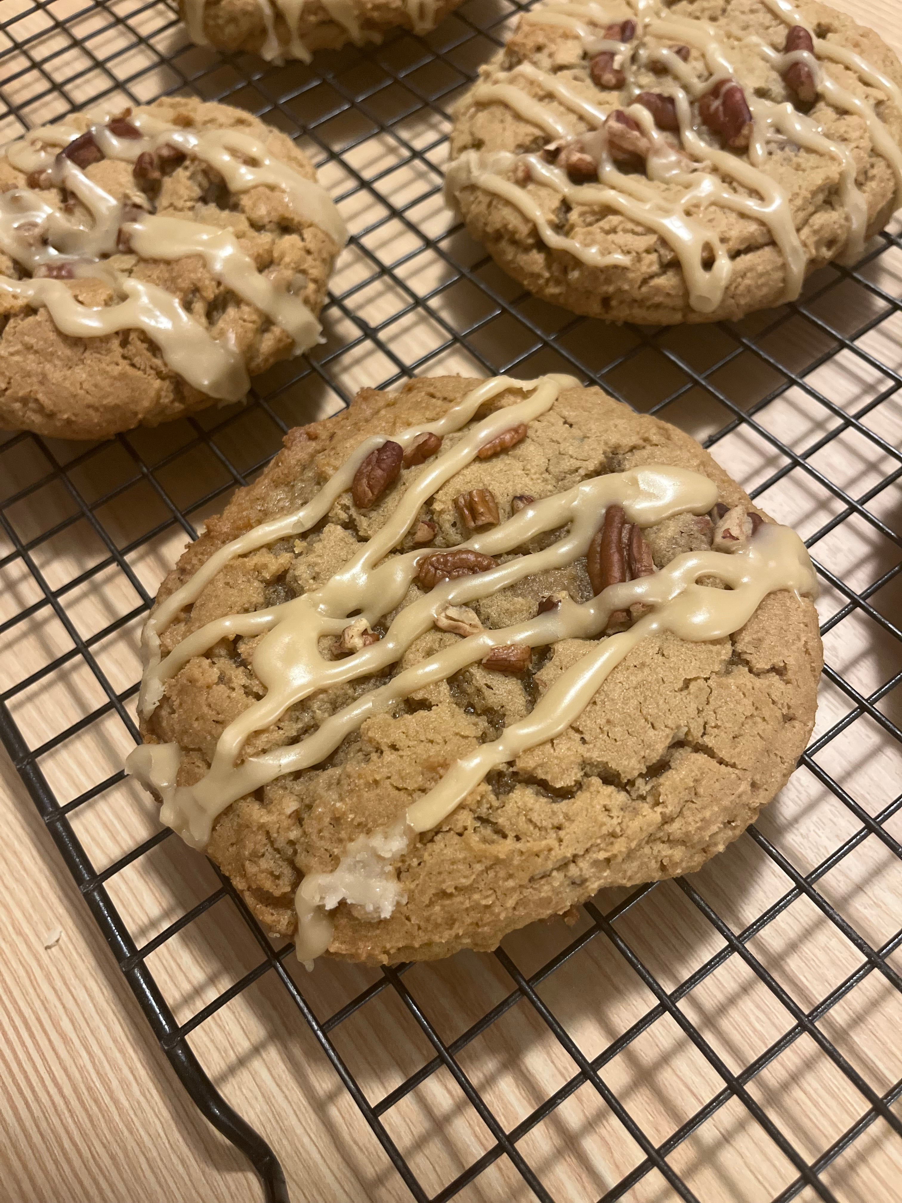 Maple Pecan Cookies