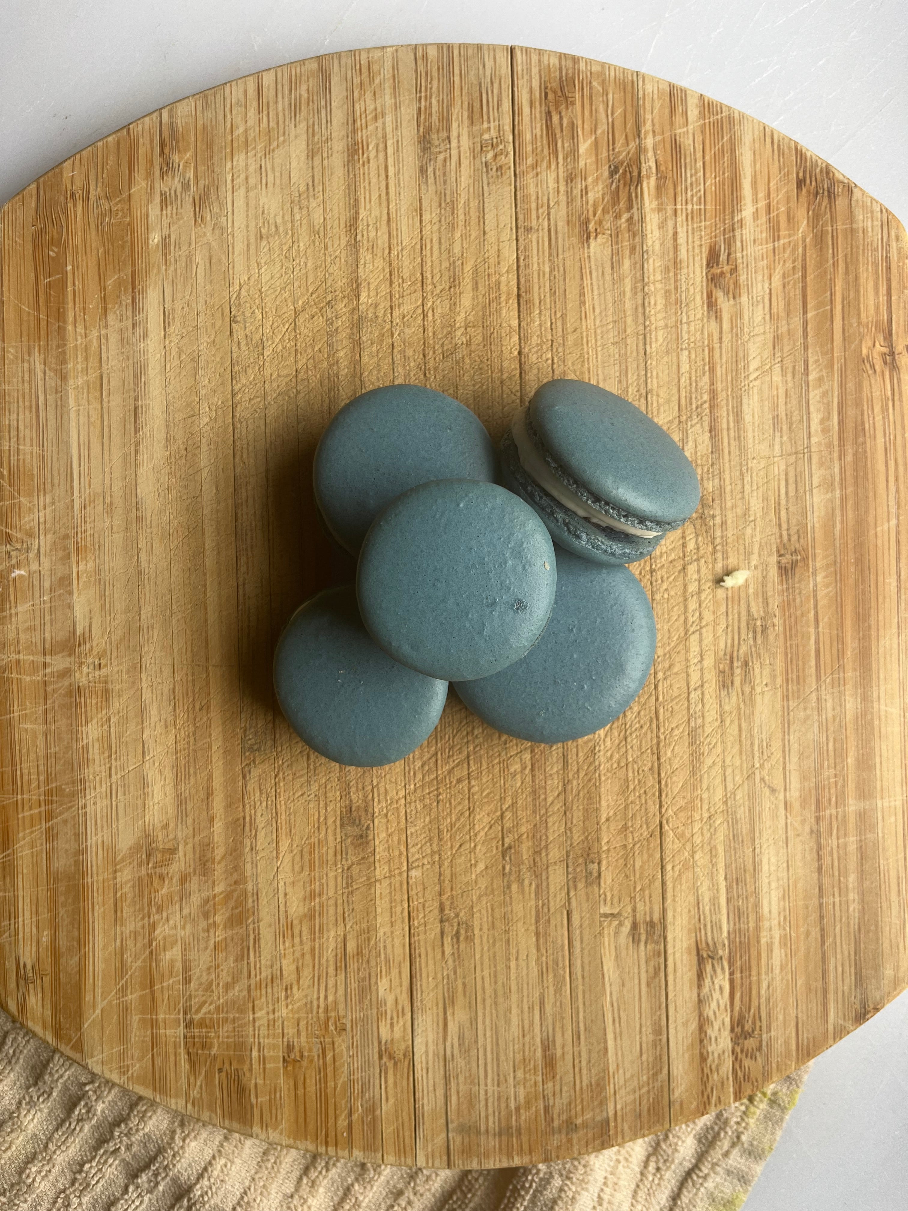 Blueberry Macaron